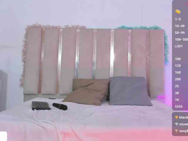 Daphnne-tay webcam