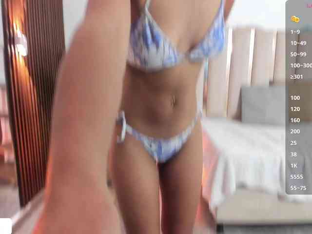 Daphnne-tay webcam