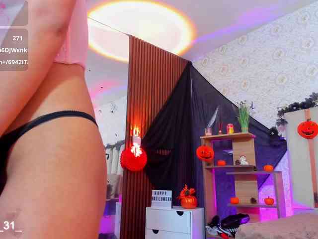 Daphnne-tay webcam