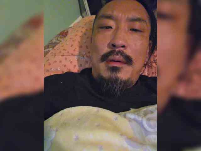 Snazeepants Live Webcam on BongaCams