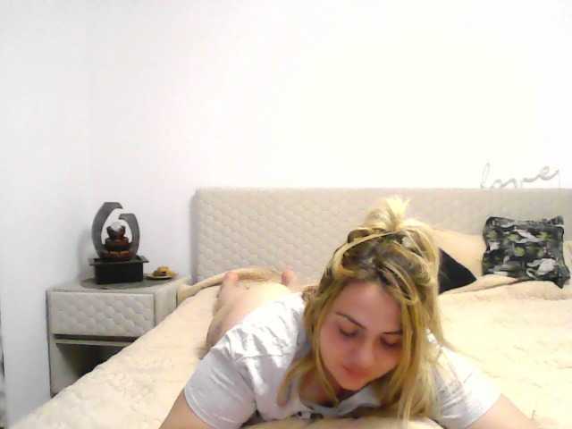 CrazyplesureAnna Live Cam on BongaCams