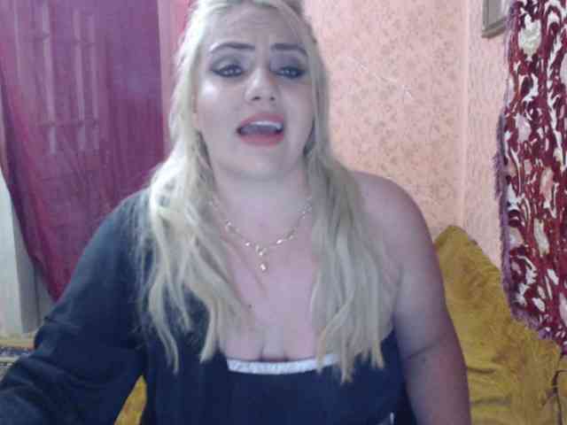 CrazyplesureAnna webcam