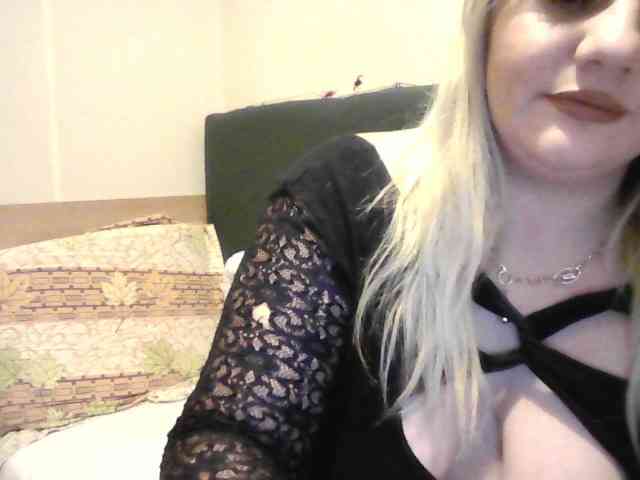 CrazyplesureAnna webcam