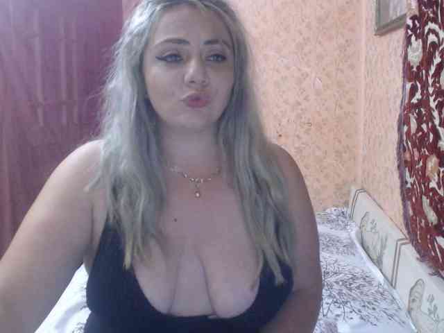 CrazyplesureAnna webcam