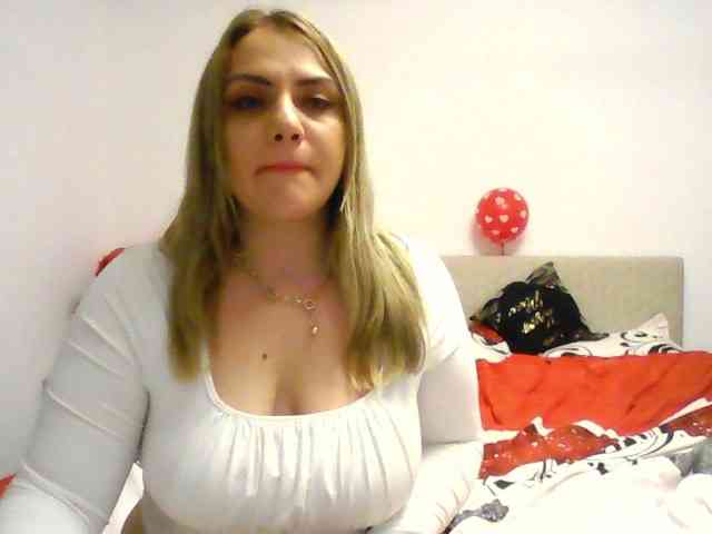 CrazyplesureAnna webcam