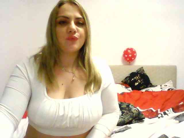 CrazyplesureAnna webcam