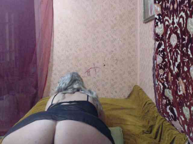 CrazyplesureAnna webcam