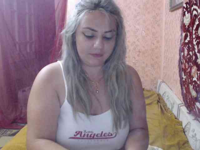 CrazyplesureAnna webcam
