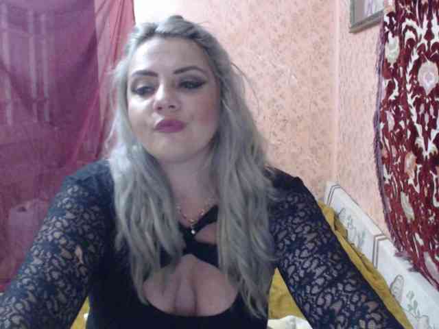 CrazyplesureAnna webcam