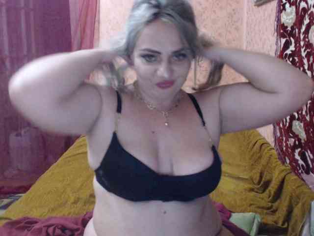 CrazyplesureAnna webcam