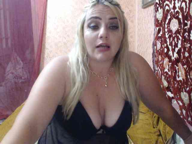 CrazyplesureAnna webcam