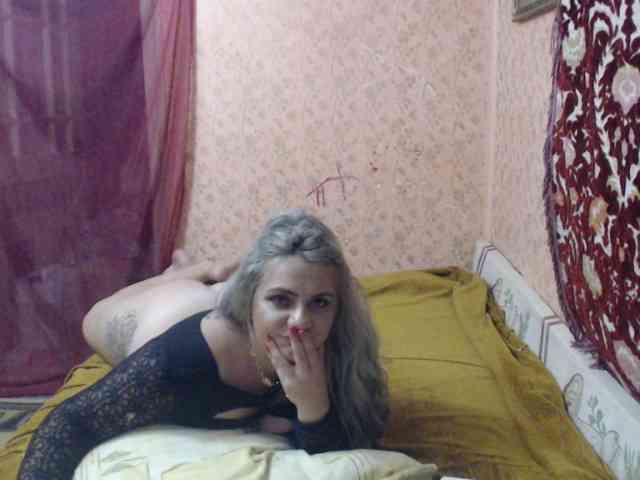 CrazyplesureAnna webcam