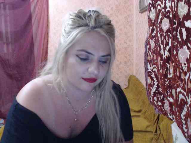 CrazyplesureAnna webcam