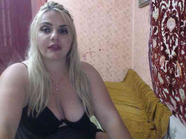 CrazyplesureAnna webcam