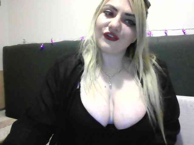 CrazyplesureAnna webcam