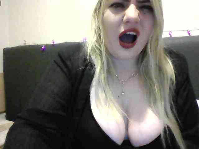 CrazyplesureAnna webcam