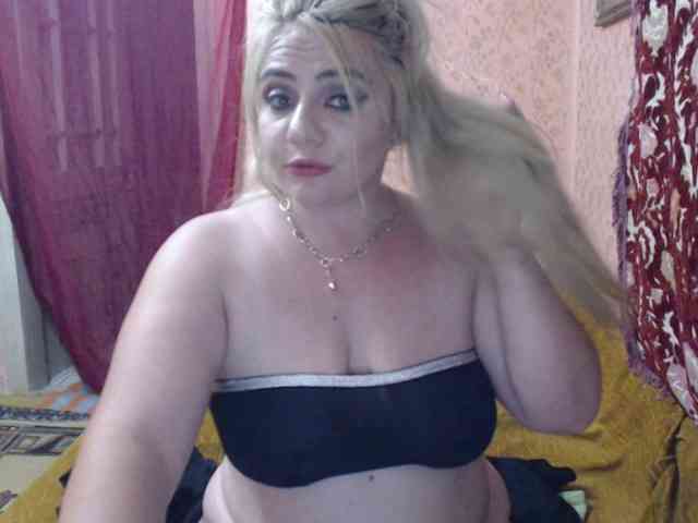 CrazyplesureAnna webcam