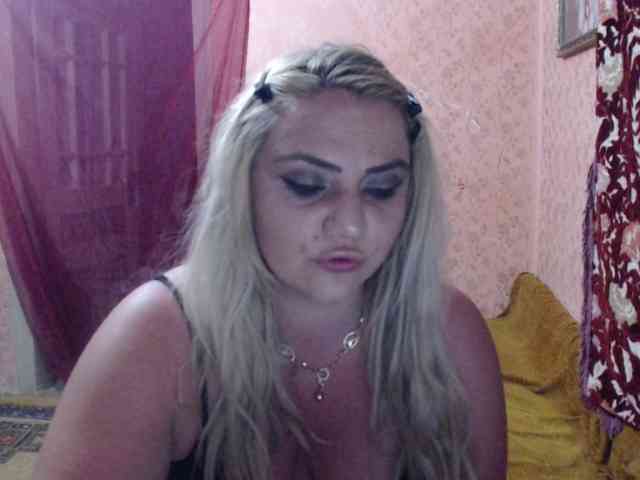 CrazyplesureAnna webcam