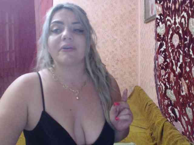 CrazyplesureAnna webcam
