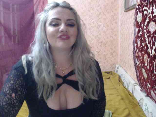 CrazyplesureAnna webcam