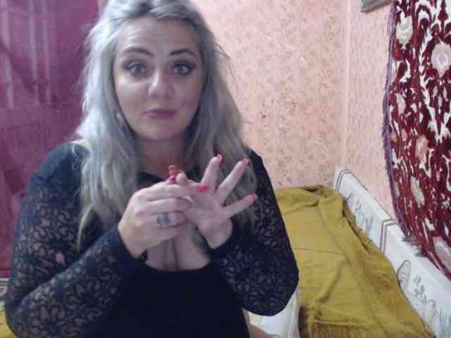 CrazyplesureAnna webcam