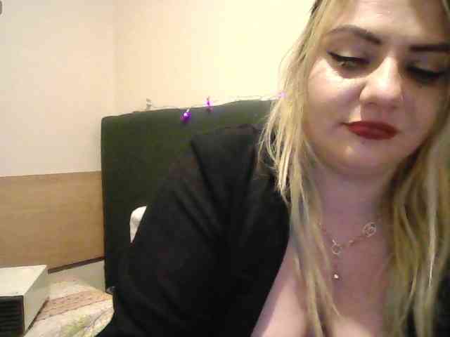 CrazyplesureAnna webcam