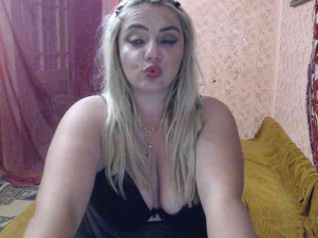CrazyplesureAnna webcam