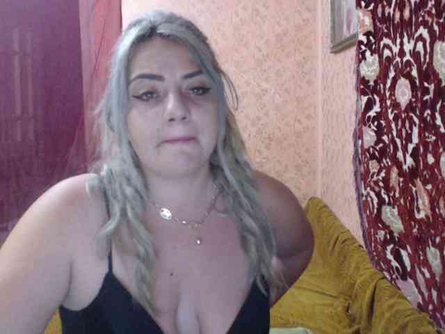 CrazyplesureAnna webcam