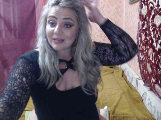 CrazyplesureAnna webcam