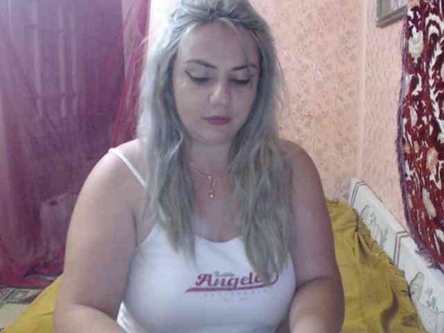 CrazyplesureAnna webcam