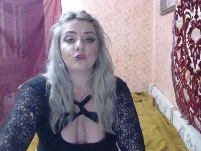 CrazyplesureAnna webcam