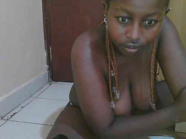 Myra-Queen webcam