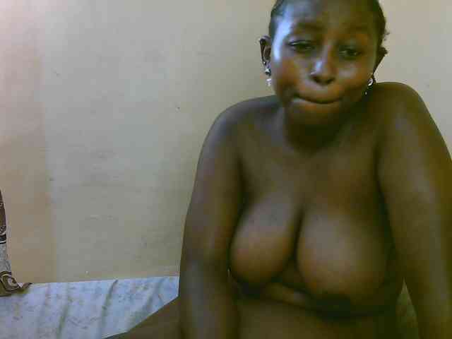 Myra-Queen webcam