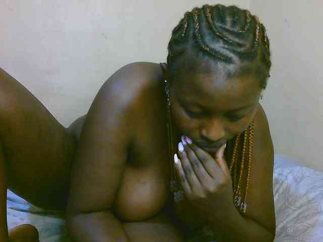 Myra-Queen webcam