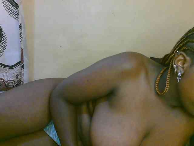 Myra-Queen webcam