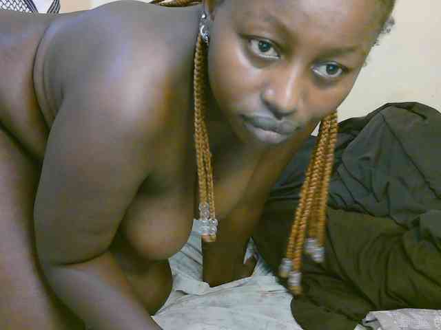 Myra-Queen webcam