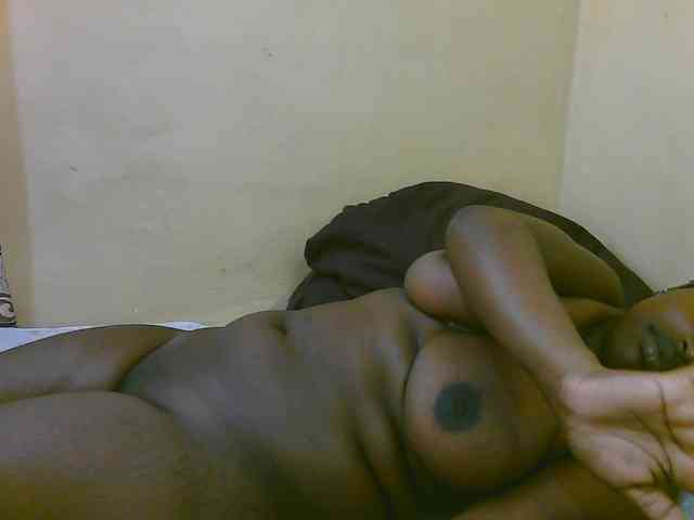 Myra-Queen webcam