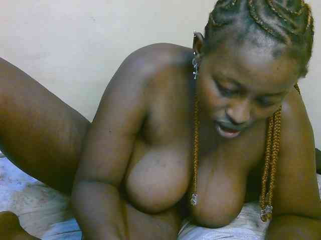 Myra-Queen webcam