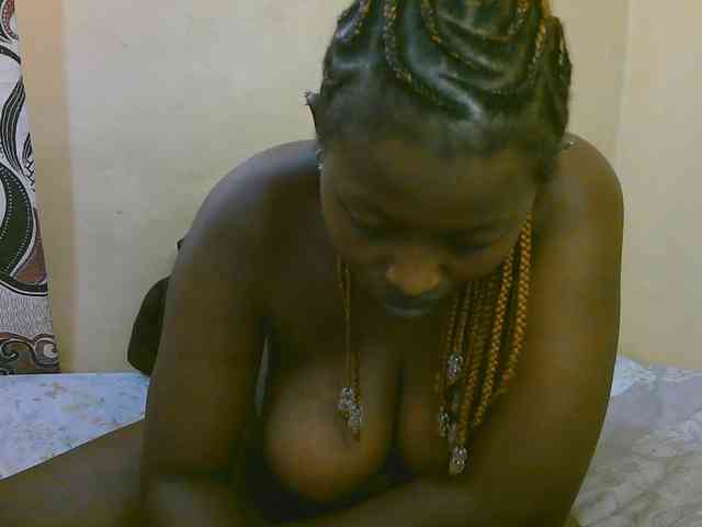 Myra-Queen webcam