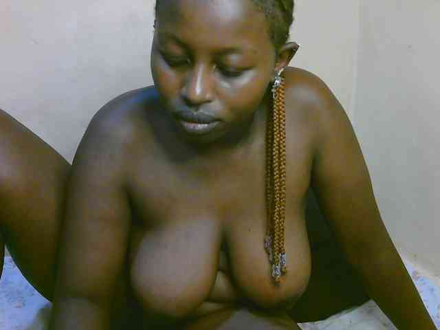 Myra-Queen webcam
