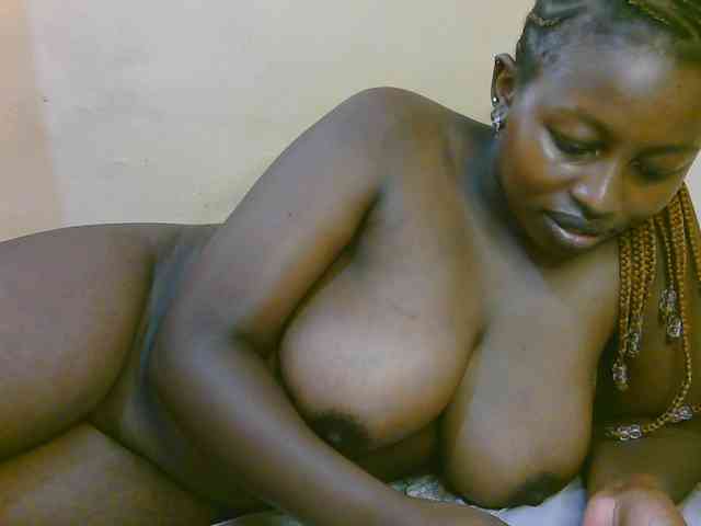 Myra-Queen webcam