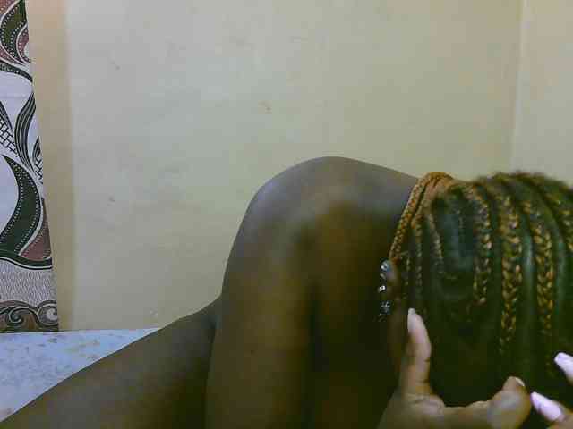 Myra-Queen webcam