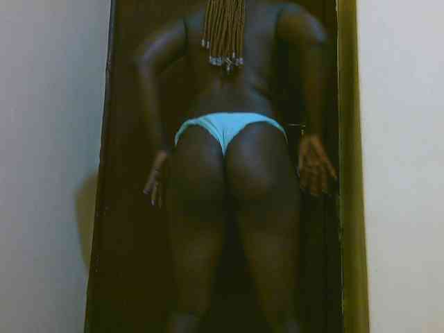 Myra-Queen webcam
