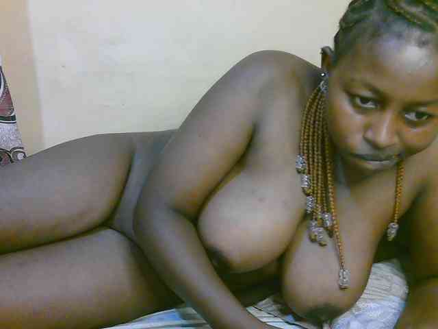 Myra-Queen webcam