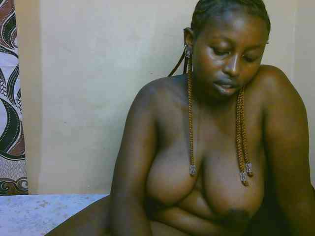 Myra-Queen webcam