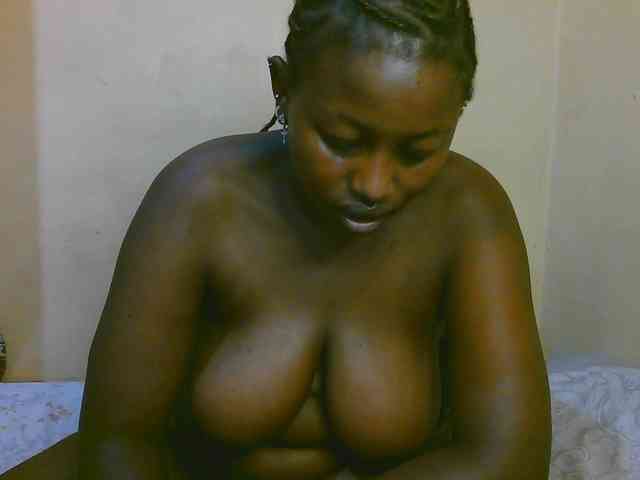 Myra-Queen webcam