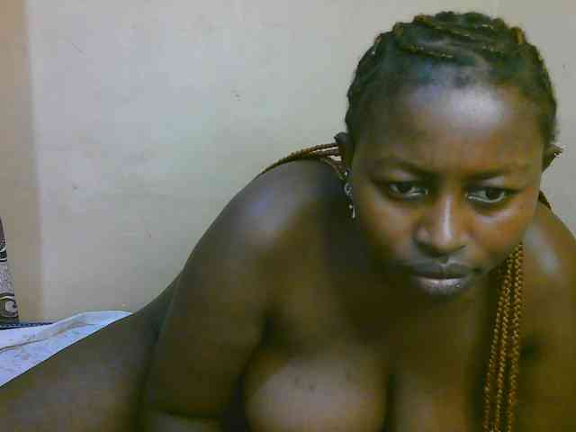 Myra-Queen webcam