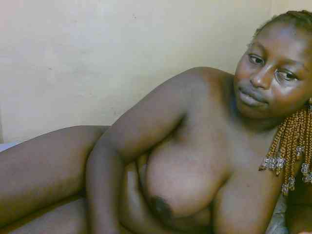 Myra-Queen webcam