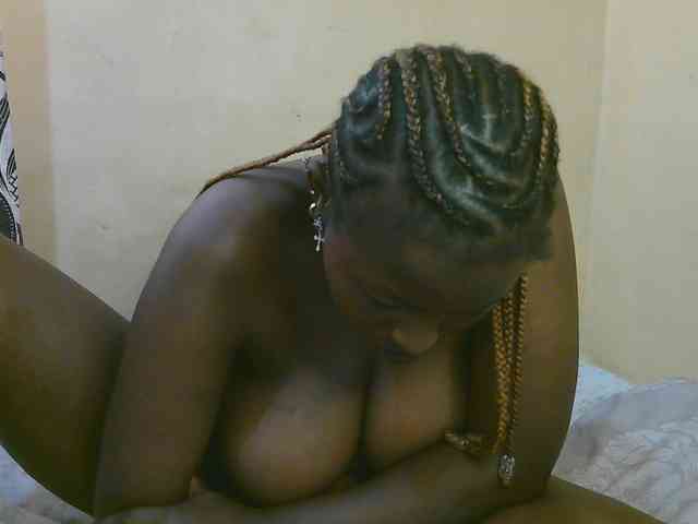 Myra-Queen webcam