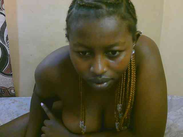 Myra-Queen webcam
